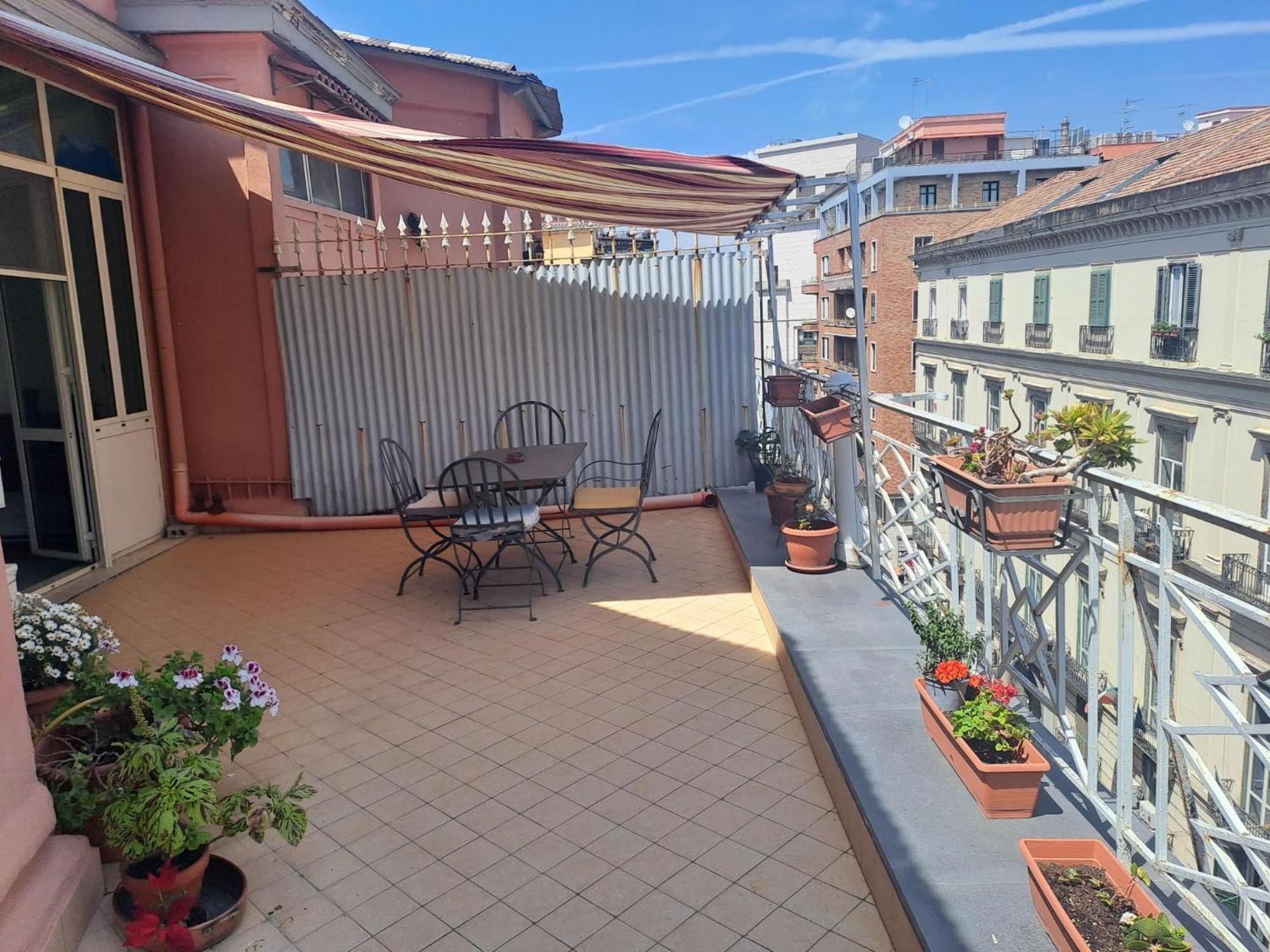 Alle Quattro Regine Naples Luaran gambar
